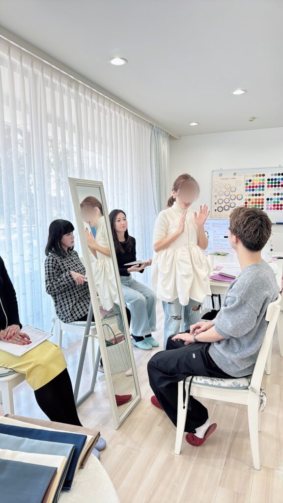 日本パーソナルカラースタイル協会認定　PBCIルミエールアカデミー　パーソナルカラーアナリスト養成講座